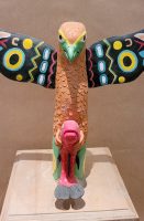Sculpture totem aigle en argile